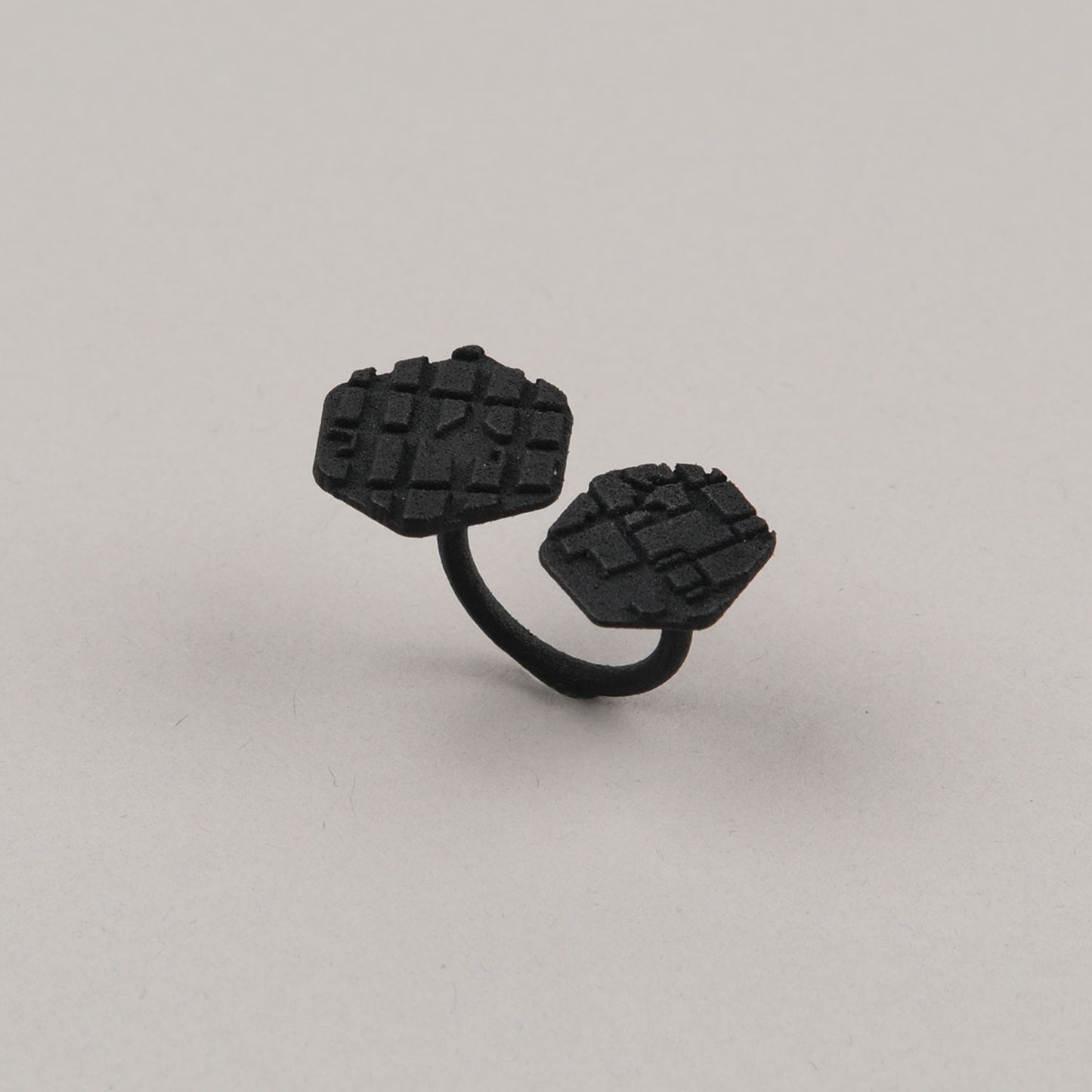 Metropolis Ring