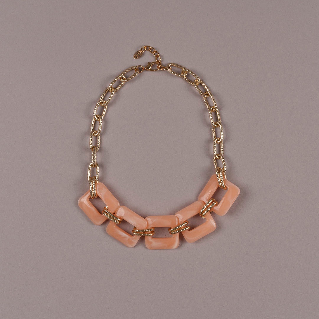 Mou Necklace