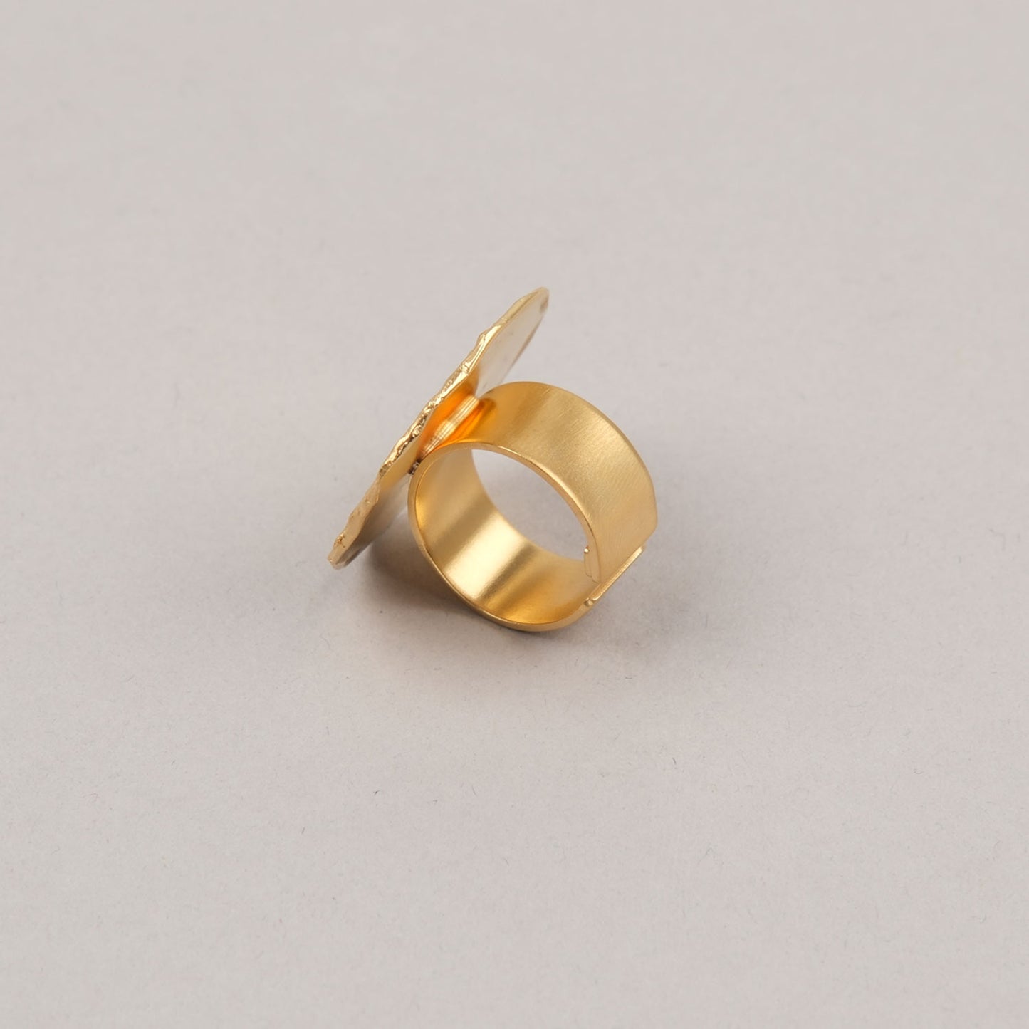 Anello Nucleo - Dorato