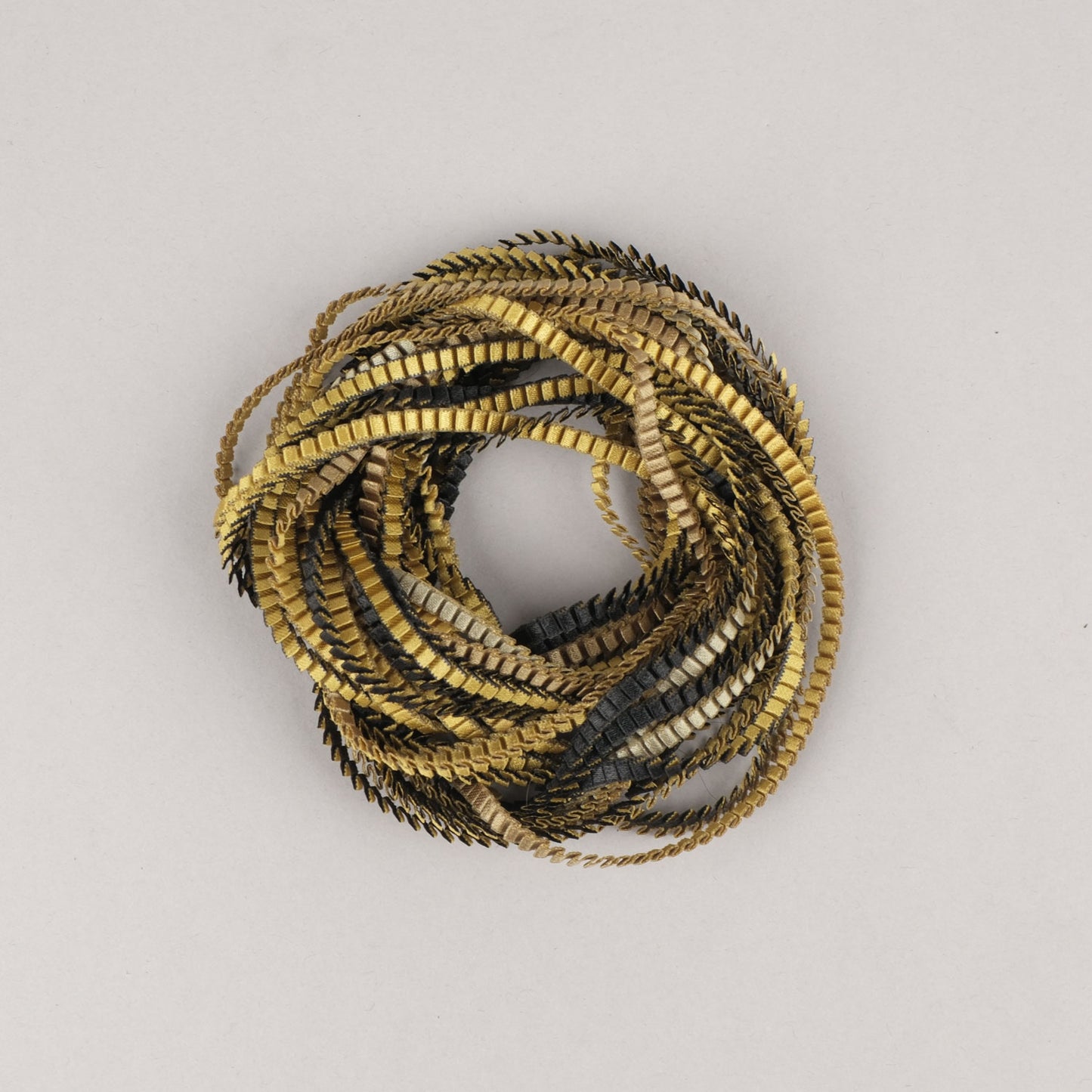 Collana Seta - Oscuro