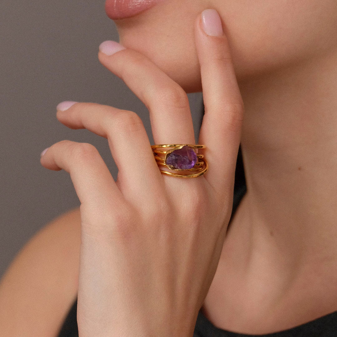 Anello Sorgente - Dorato con ametista