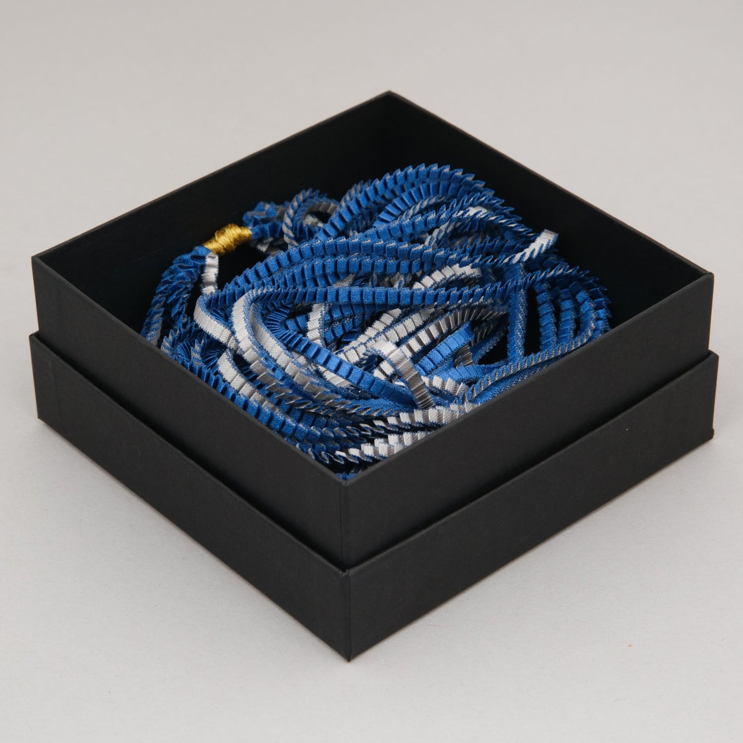 collana-Seta-polare-Packaging-Alexandra-Tsoukala