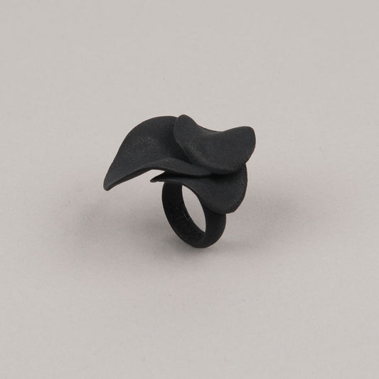 Peony Ring
