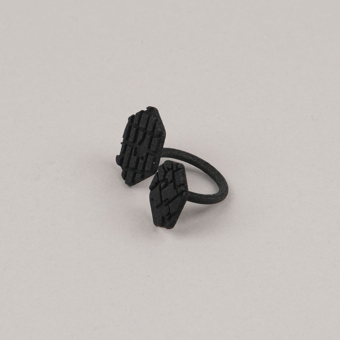 Metropolis Ring
