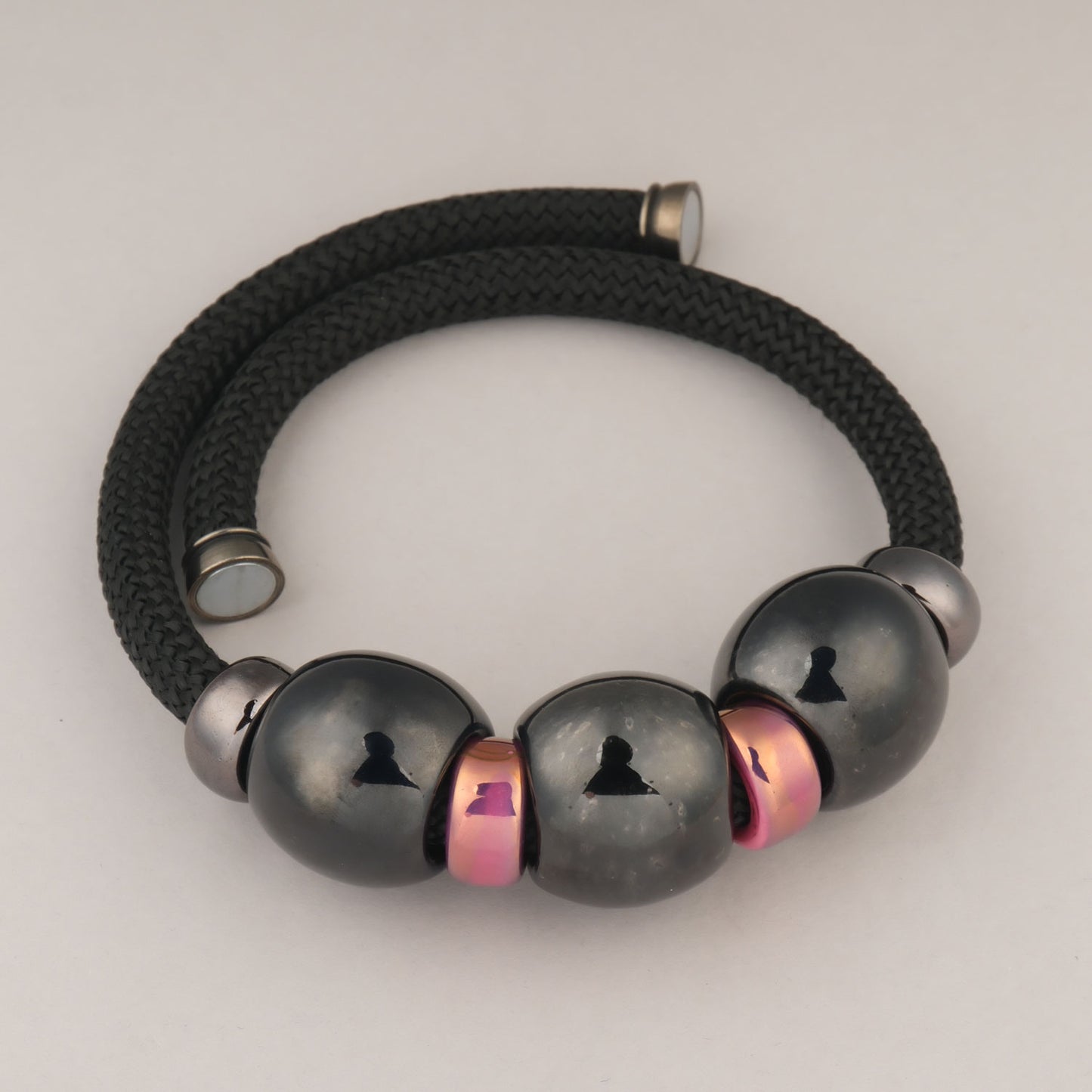 Collana Tre Sfere Ceramica - Liquirizia