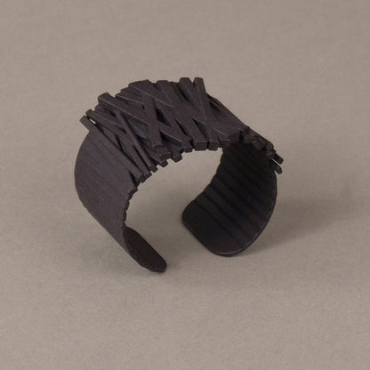 Bracciale-Bacchette-Nero-Laterale-Bijouets