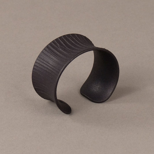 Bracciale-Concavo-Nero-Laterale-Bijouets