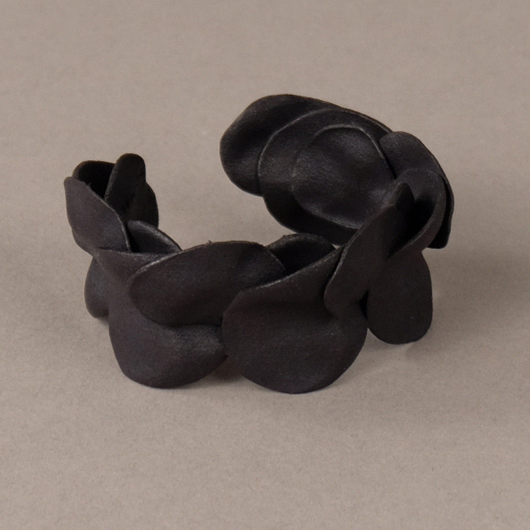 Bracciale-Peonia-Nero-Frontale-Bijouets