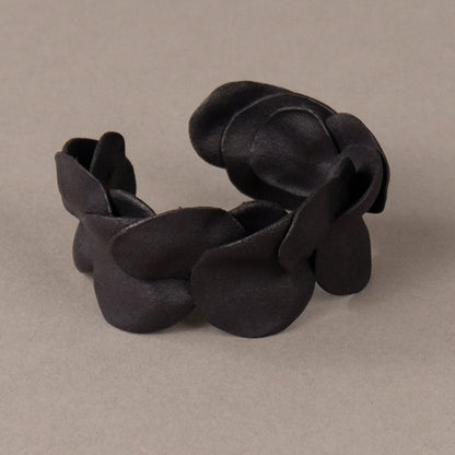 Bracciale-Peonia-Nero-Frontale-Bijouets