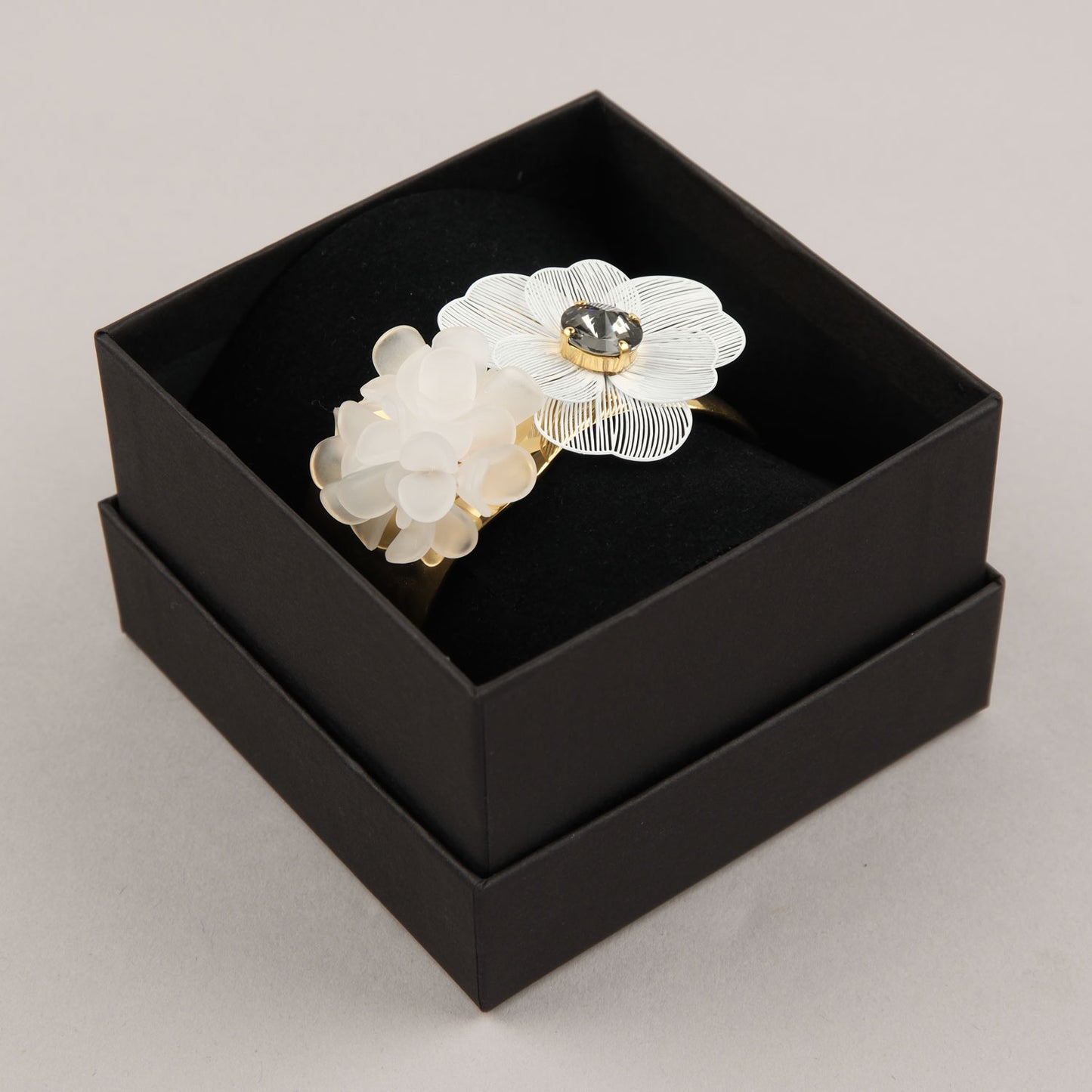 Bracciale Floralia - Bianco, grigio, dorato