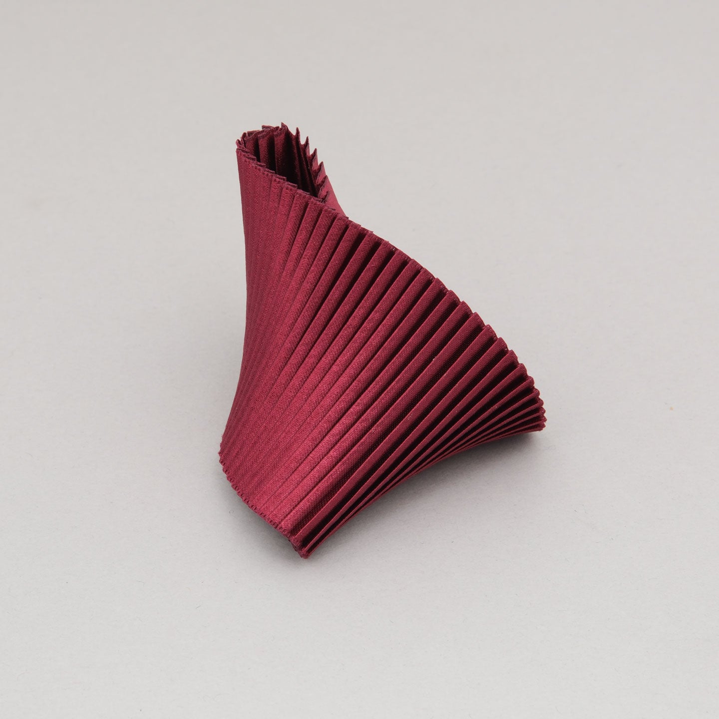 Bracciale-Seta-Bordeaux-Frontale-Alexandra-Tsoukala