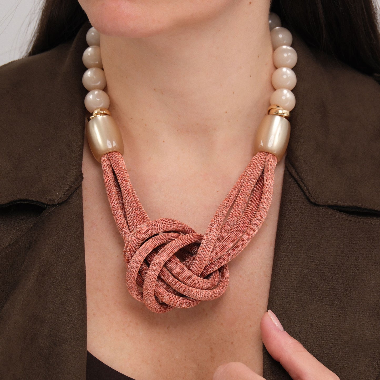 Collana Nodo con perle - Corallo