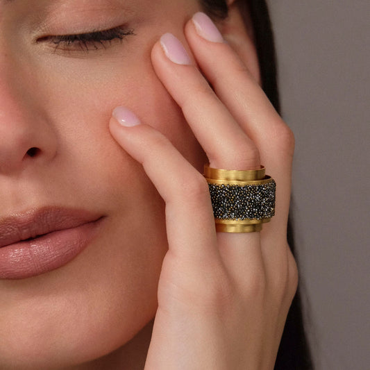 Anello Lustro - Dorato con cristalli