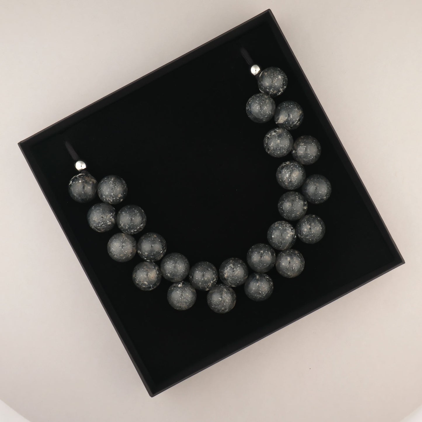 Collana Sfere Feelings - Grigio