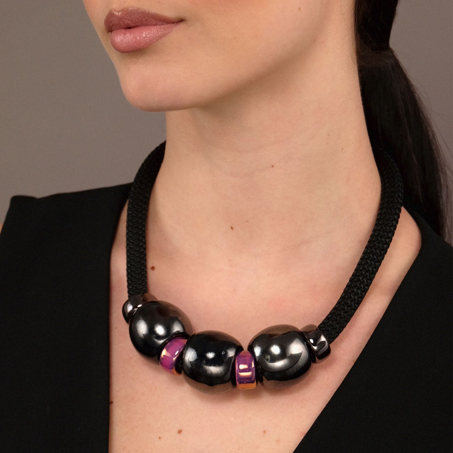 Collana Tre Sfere Ceramica - Liquirizia