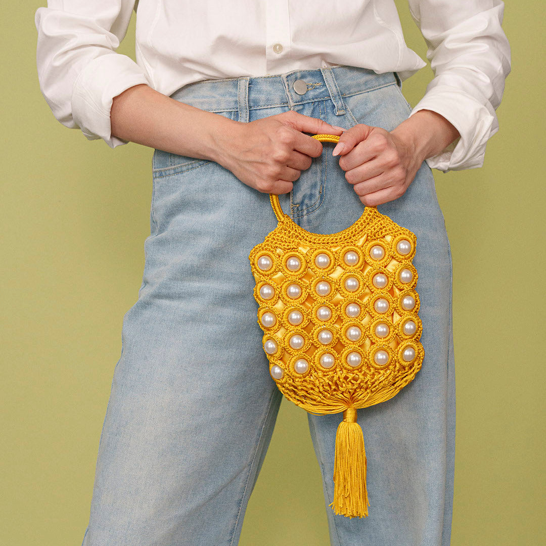 borsa-perle-giallo-enrico-versari_frontale