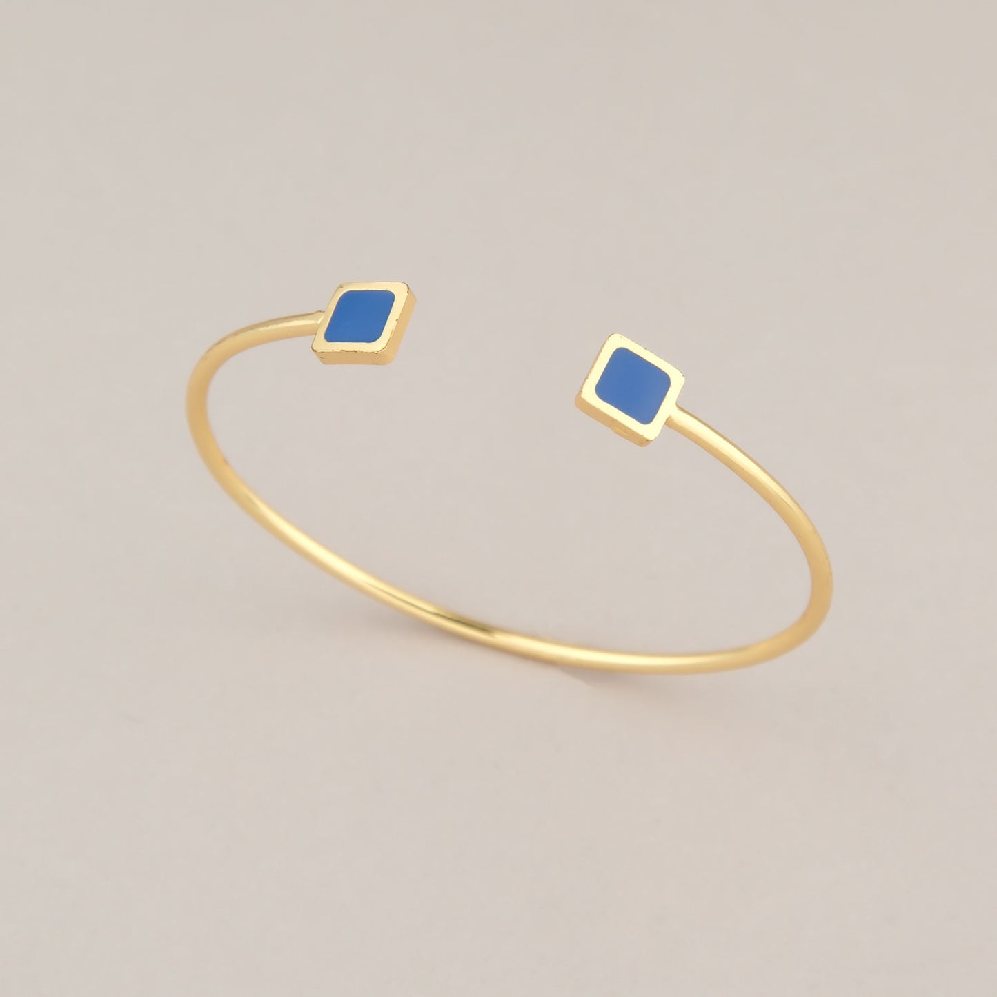 bracciale-donna-filo-quadrati-blu-Frontale-francesca-bianchi-design