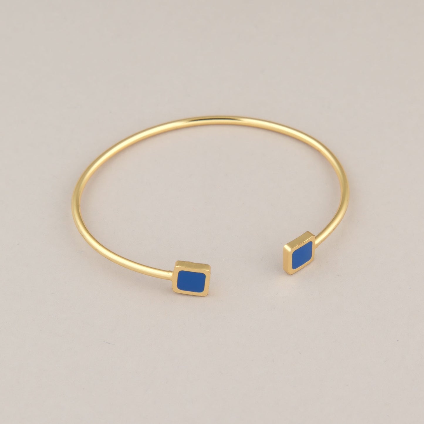 bracciale-donna-filo-quadrati-blu-Frontale2-francesca-bianchi-design