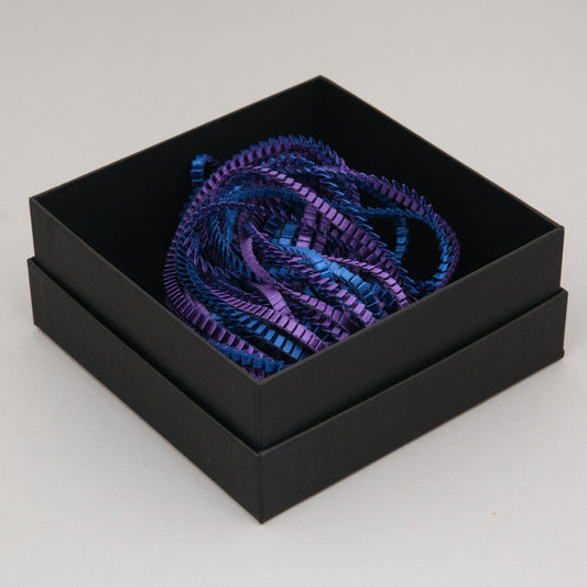 collana-Seta-elettro-Packaging-Alexandra-Tsoukala