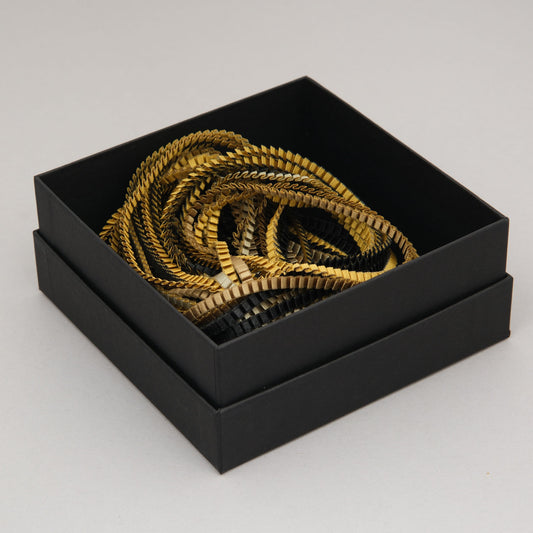 collana-Seta-oscuro-Packaging-Alexandra-Tsoukala