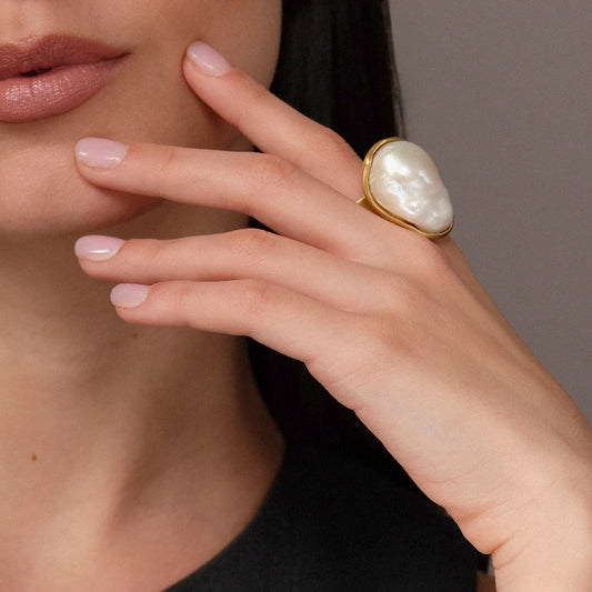 Anello Barocco - Dorato con perla barocca
